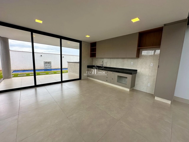 Casa Térrea com 3 suítes plenas- localizada no Jardins Nápoles.: 7ª foto da galeria de imagens do imóvel