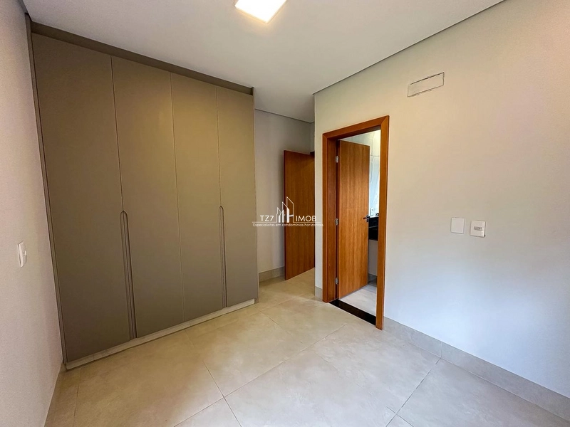 Casa Térrea com 3 suítes plenas- localizada no Jardins Nápoles.: 15ª foto da galeria de imagens do imóvel