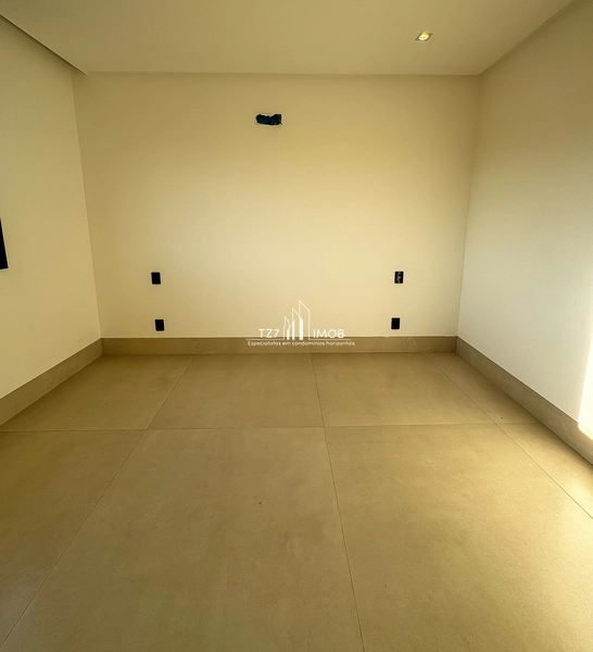 Sobrado com 4 suítes plenas, incluindo uma master com duplo closet.: 21ª foto da galeria de imagens do imóvel