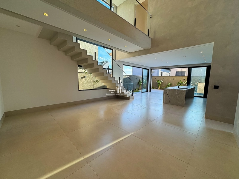 Sobrado com 4 suítes plenas, incluindo uma master com duplo closet.: 5ª foto da galeria de imagens do imóvel