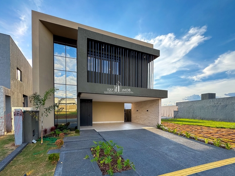 Sobrado com 4 suítes plenas, incluindo uma master com duplo closet.: 3ª foto da galeria de imagens do imóvel