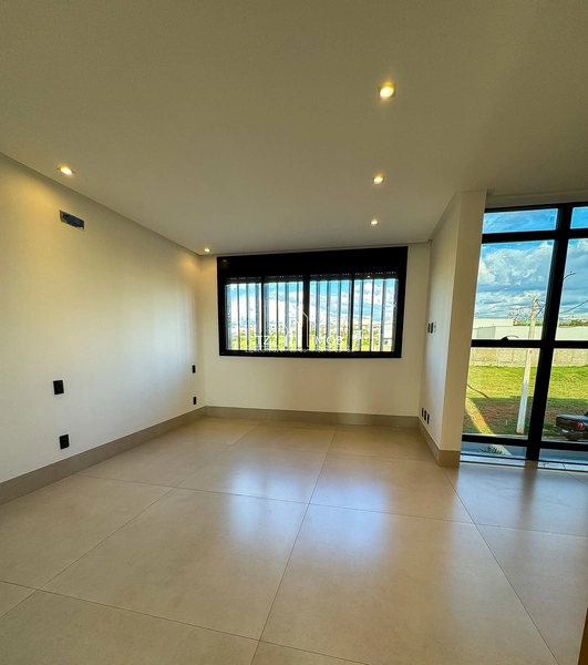 Sobrado com 4 suítes plenas, incluindo uma master com duplo closet.: 23ª foto da galeria de imagens do imóvel