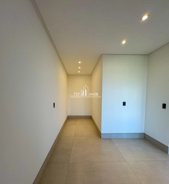 Sobrado com 4 suítes plenas, incluindo uma master com duplo closet.: 28ª foto da galeria de imagens do imóvel