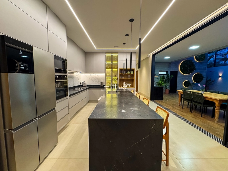 Casa Térrea com 4 quartos, sendo 3 suítes plenas.: 13ª foto da galeria de imagens do imóvel