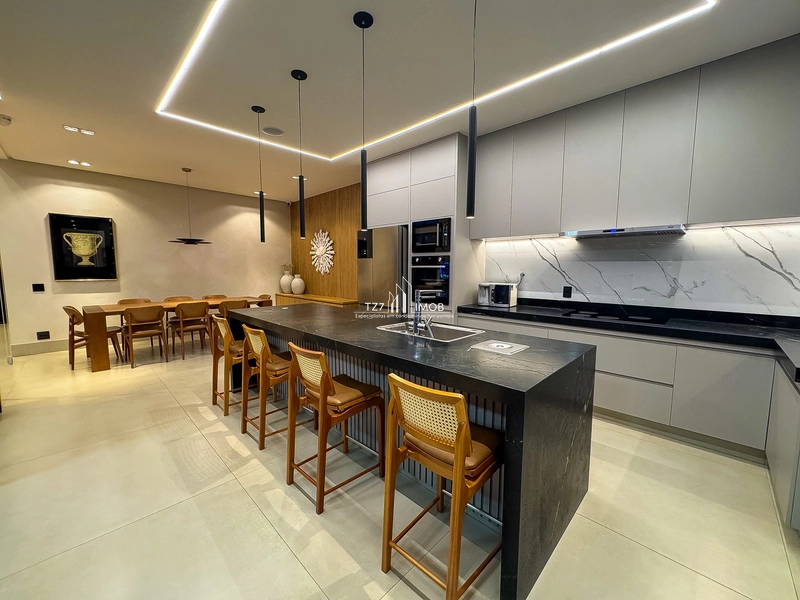 Casa Térrea com 4 quartos, sendo 3 suítes plenas.: 11ª foto da galeria de imagens do imóvel