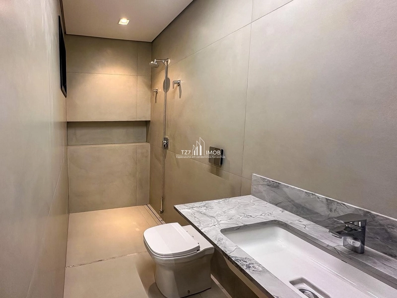 Belíssima casa subtérrea com vista única, sendo 4 suítes plenas.: 27ª foto da galeria de imagens do imóvel