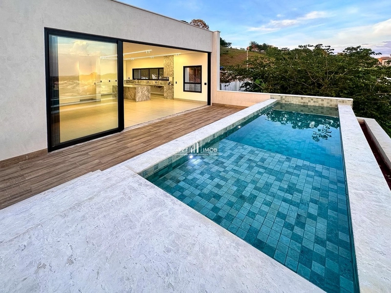 Belíssima casa subtérrea com vista única, sendo 4 suítes plenas.: 19ª foto da galeria de imagens do imóvel