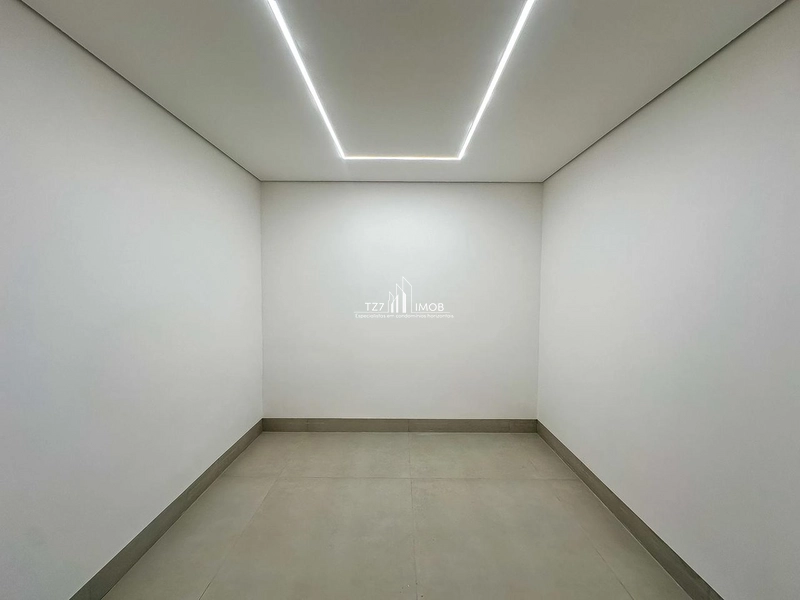 Belíssima casa subtérrea com vista única, sendo 4 suítes plenas.: 35ª foto da galeria de imagens do imóvel