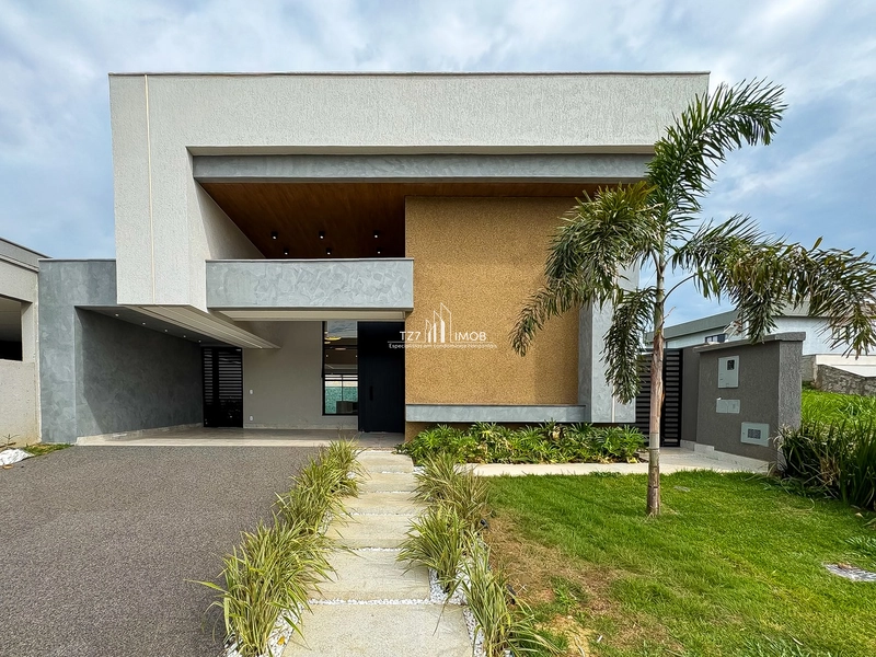 Casa Térrea com 3 Suítes Plenas, incluindo uma master com closet.