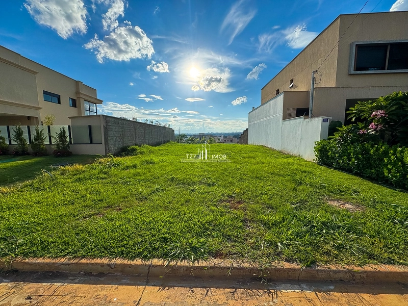 Lote Jardins Capri com 263,69 m² - Entrada de R$ 21.753,60: 2ª foto da galeria de imagens do imóvel