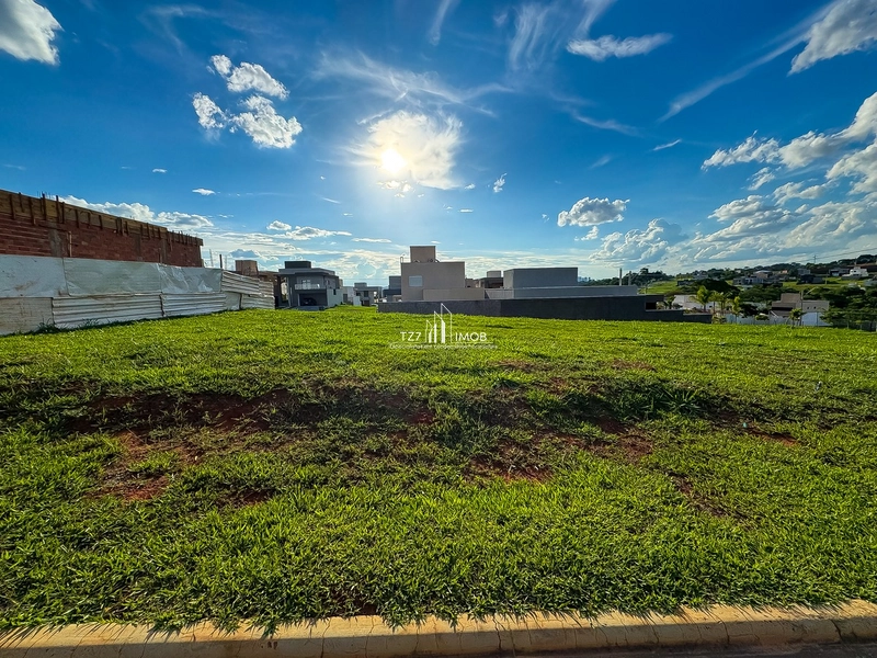 Lote Jardins Capri com 250,00 m² - Entrada de R$ 21.753,60