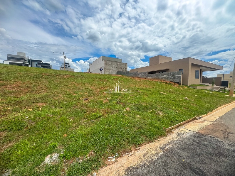 Oportunidade no Jardins Parma, lote sem vizinho de frente.: 2ª foto da galeria de imagens do imóvel