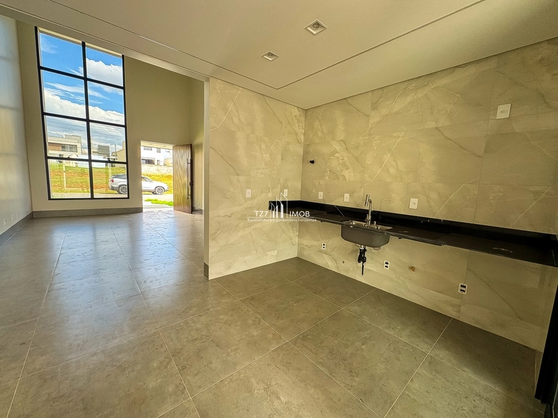 Casa térrea com 3 suítes plenas no Jardins Capri.: 8ª foto da galeria de imagens do imóvel