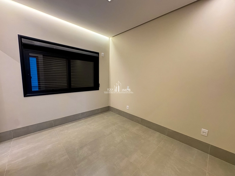 Casa térrea com 3 suítes plenas, sendo uma máster, no Jardins Capri.: 14ª foto da galeria de imagens do imóvel