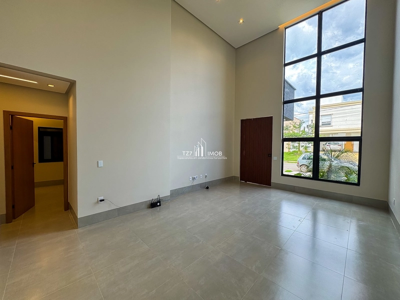 Casa térrea com 3 suítes plenas, sendo uma máster, no Jardins Capri.: 6ª foto da galeria de imagens do imóvel