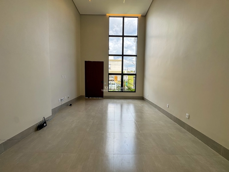 Casa térrea com 3 suítes plenas, sendo uma máster, no Jardins Capri.: 7ª foto da galeria de imagens do imóvel