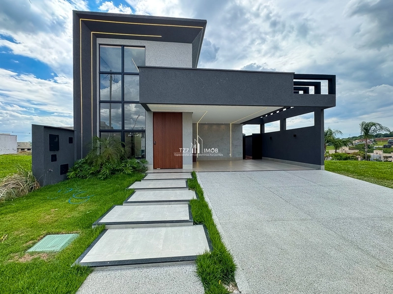 Casa térrea com 3 suítes plenas, sendo uma máster, no Jardins Capri.