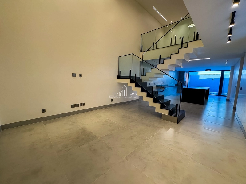 Sobrado com 4 dormitórios, incluindo 3 suítes plenas, sendo uma master: 4ª foto da galeria de imagens do imóvel