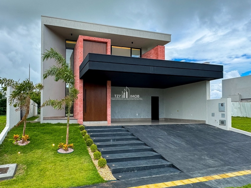 Sobrado com 4 suítes plenas, incluindo uma suíte térrea.: 2ª foto da galeria de imagens do imóvel