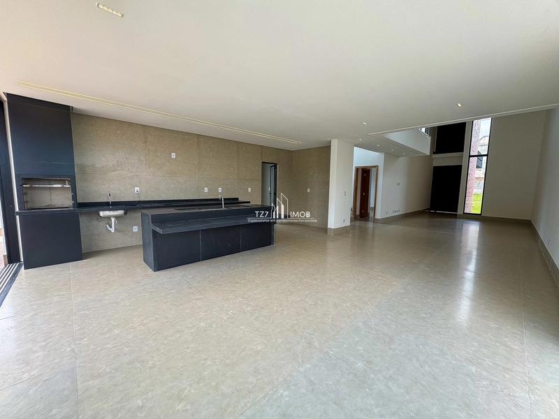 Sobrado com 4 suítes plenas, incluindo uma suíte térrea.: 10ª foto da galeria de imagens do imóvel