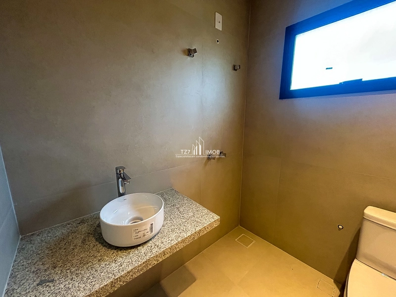 Lindo Sobrado com 4 suítes plenas, incluindo uma suíte master.: 28ª foto da galeria de imagens do imóvel