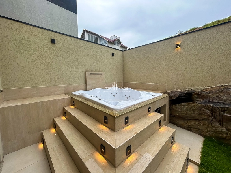 Lindo Sobrado com 4 suítes plenas, incluindo uma suíte master.: 18ª foto da galeria de imagens do imóvel