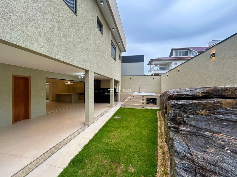 Lindo Sobrado com 4 suítes plenas, incluindo uma suíte master.: 17ª foto da galeria de imagens do imóvel