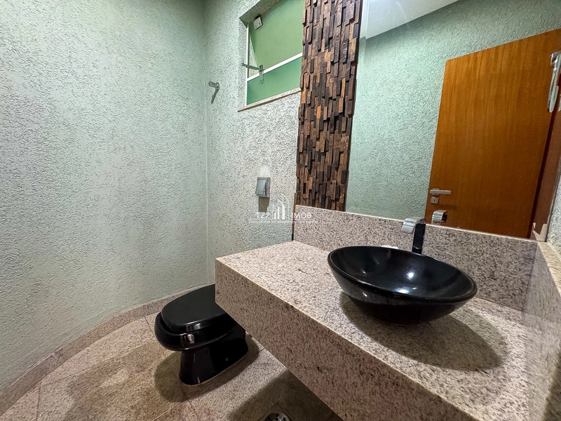 Oportunidade, Casa Térrea com 3 suítes plenas + escritório.: 9ª foto da galeria de imagens do imóvel