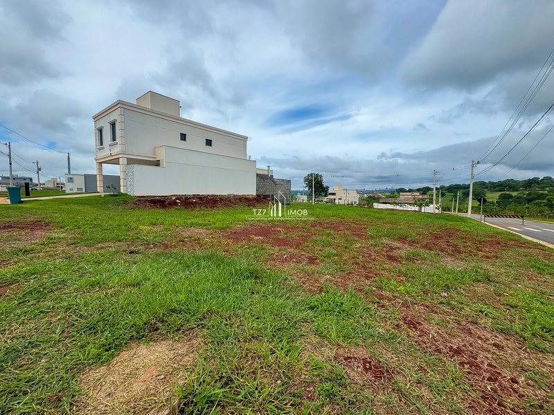 Oportunidade no Jardins Parma, lote de esquina, Lote com 400,02 m²,: 3ª foto da galeria de imagens do imóvel