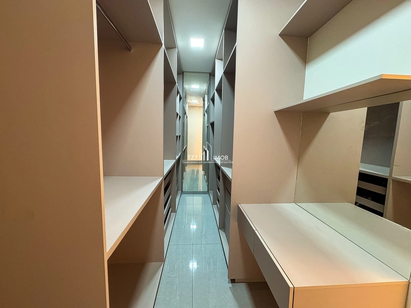 Casa Térrea com 4 Suítes no Jardim Veneza Projeto impecável: 23ª foto da galeria de imagens do imóvel