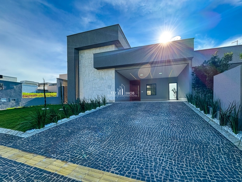 Casa Térrea com 4 Suítes no Jardim Veneza Projeto impecável: 2ª foto da galeria de imagens do imóvel