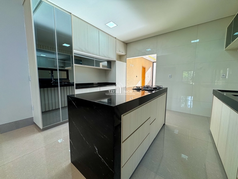 Casa Térrea com 4 Suítes no Jardim Veneza Projeto impecável: 9ª foto da galeria de imagens do imóvel