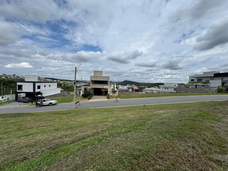 Lote no Jardins Barcelona  - Lote com  324,00 m² - Valor R$ 350.000,00: 3ª foto da galeria de imagens do imóvel