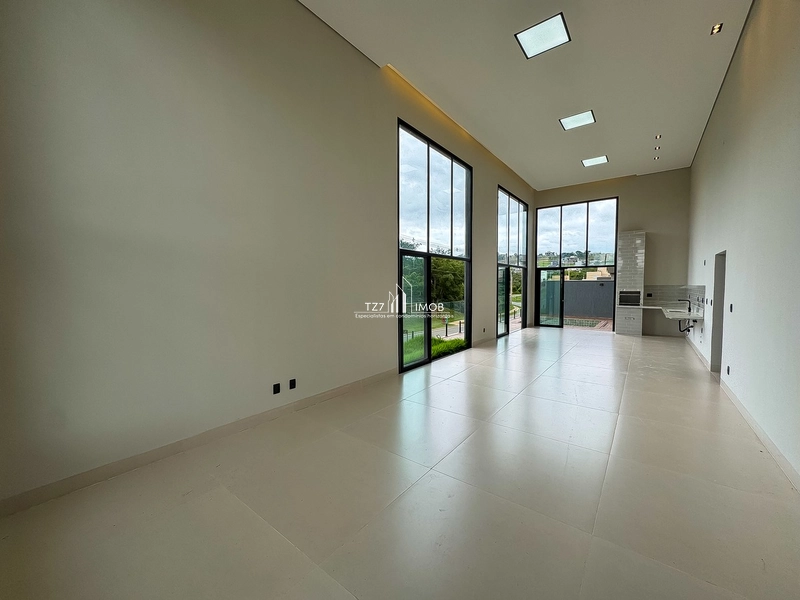 Casa Térrea de Esquina com Vista para Mata – 3 Suítes Plenas: 4ª foto da galeria de imagens do imóvel