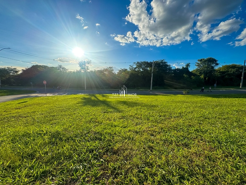 Lote de esquina, plano Jardins Bolonha - Lote com 355,74m²: 3ª foto da galeria de imagens do imóvel