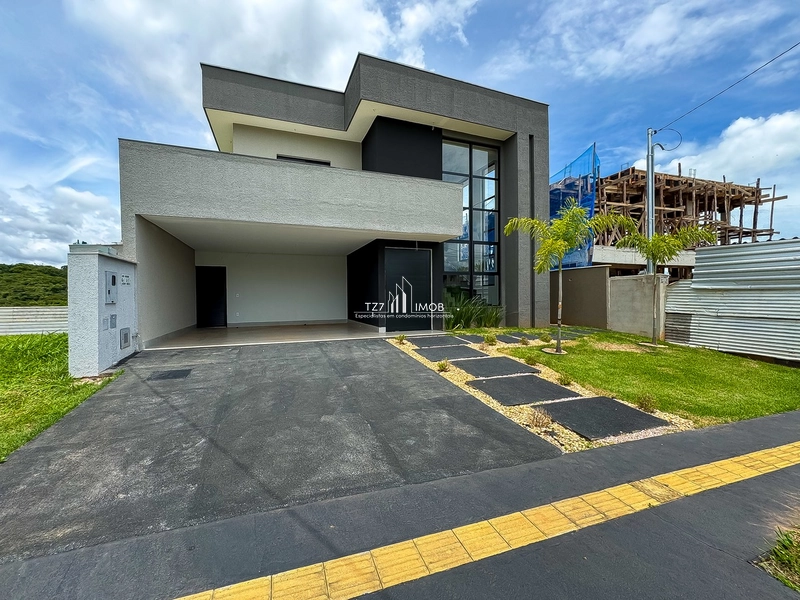 Sobrado com 4 suítes plenas, incluindo uma master.: 3ª foto da galeria de imagens do imóvel