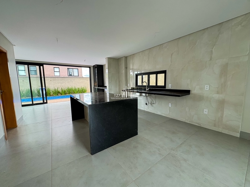 Sobrado com 4 suítes plenas, incluindo uma master.: 6ª foto da galeria de imagens do imóvel