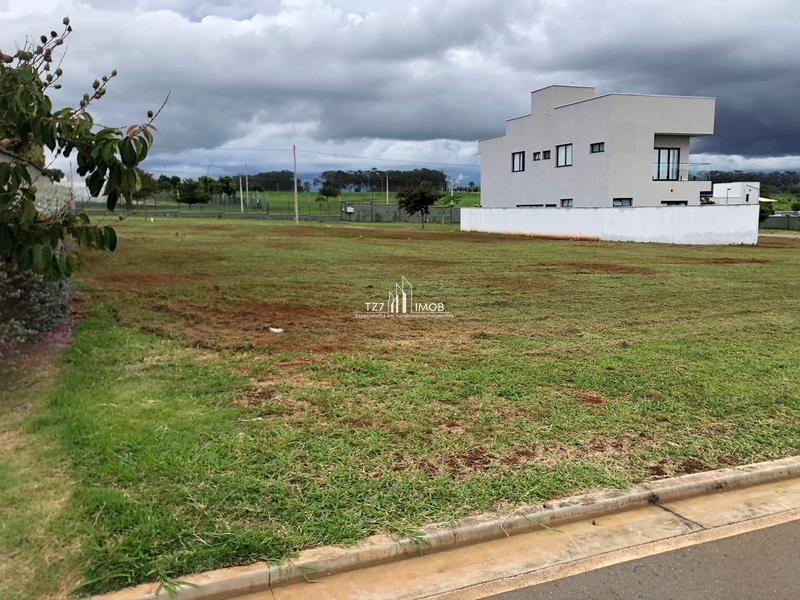 Lote Terras Alpha 2 - Lote com  319,19 m² - Lote Quitado e Registrado.