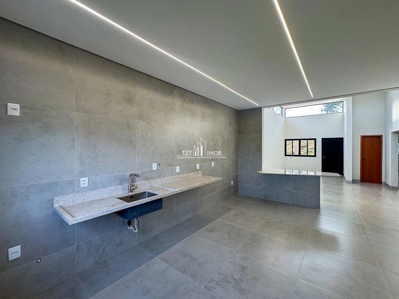 Casa subtérrea localizada no Condomínio Vale Verde.: 10ª foto da galeria de imagens do imóvel