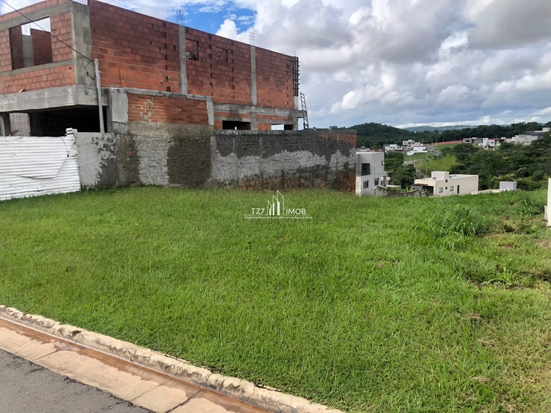 Lote no Jardins Barcelona, Quitado e Registrado - com 300,00 m²- Valor: 3ª foto da galeria de imagens do imóvel