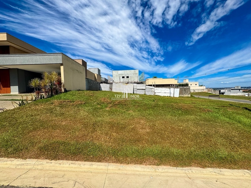Lote Jardins Bolonha, Lote com 300m² - Quitado e Registrado.: 3ª foto da galeria de imagens do imóvel