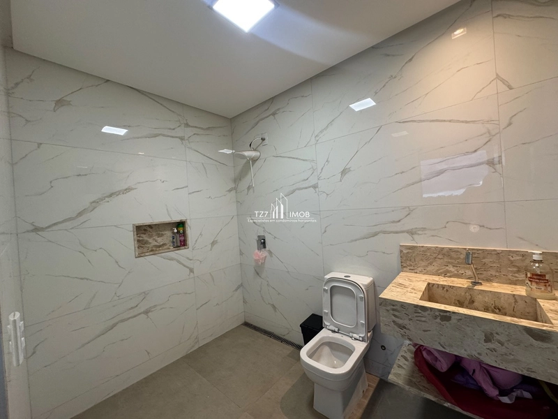 Casa Subtérrea com 4 Quartos sendo 2 suítes  + 1 home office.: 33ª foto da galeria de imagens do imóvel