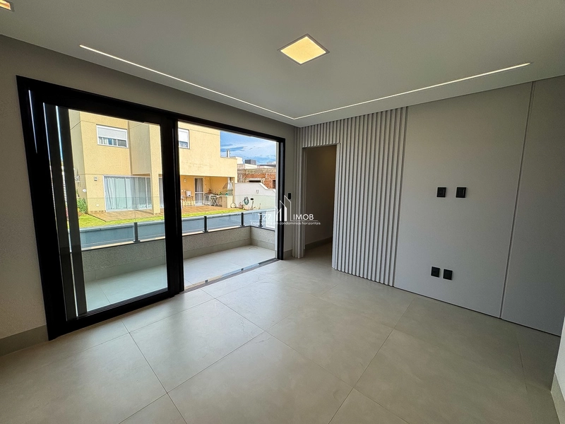 Sobrado com 4 suítes plenas, incluindo uma térrea e uma master...: 28ª foto da galeria de imagens do imóvel