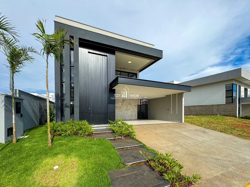 Sobrado com 4 suítes plenas, incluindo uma térrea e uma master...: 2ª foto da galeria de imagens do imóvel