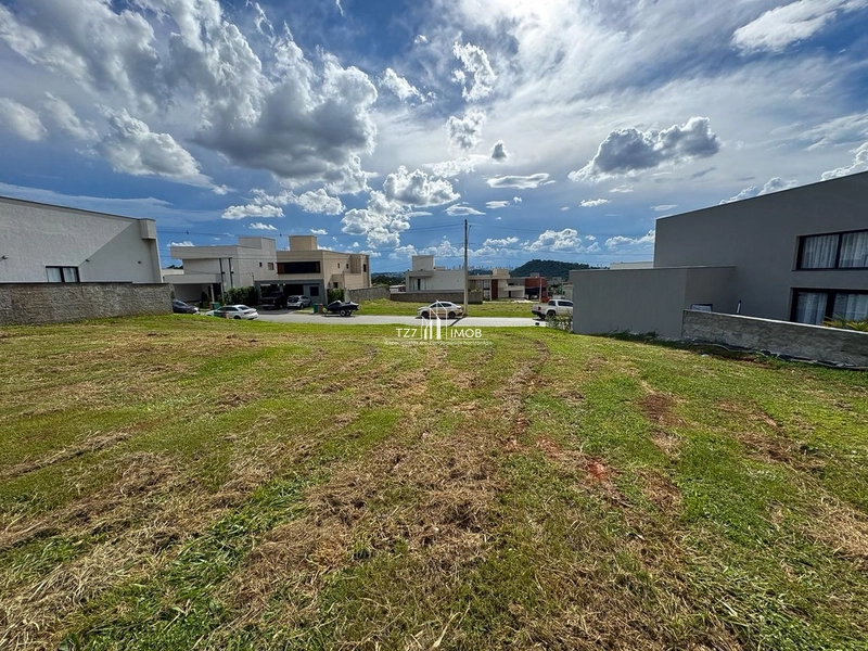 Lote no Jardins Barcelona - Lote com 330 m²- Valor R$270.000,00: 4ª foto da galeria de imagens do imóvel