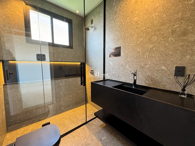 Casa com 6 quartos, sendo 4 suítes plenas.: 27ª foto da galeria de imagens do imóvel