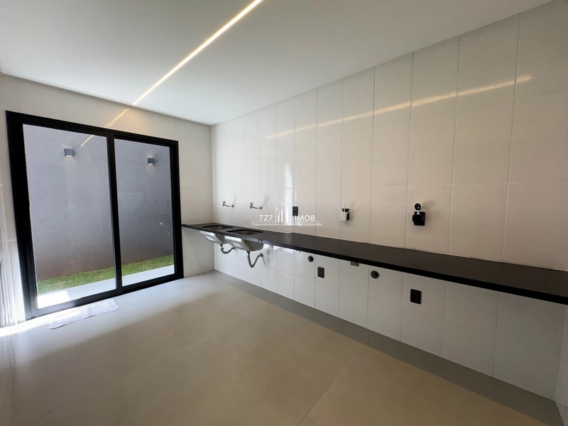 Casa com 6 quartos, sendo 4 suítes plenas.: 22ª foto da galeria de imagens do imóvel