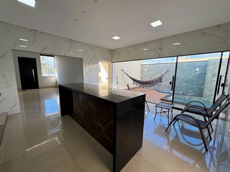 Casa Térrea de esquina, com 3 Suítes Plenas.: 8ª foto da galeria de imagens do imóvel