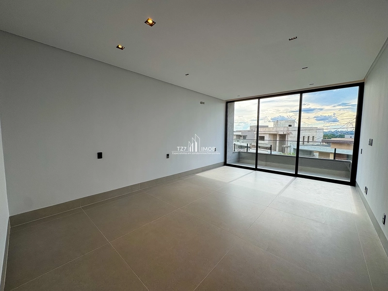 Sobrado com 4 suítes plenas, sendo uma no térreo.: 24ª foto da galeria de imagens do imóvel