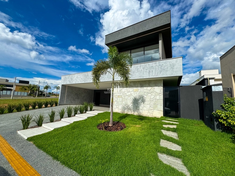 Sobrado com 4 suítes plenas, sendo uma no térreo.: 3ª foto da galeria de imagens do imóvel